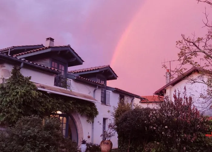 ベッド・アンド・ブレックファスト Casaviel ビアリッツ