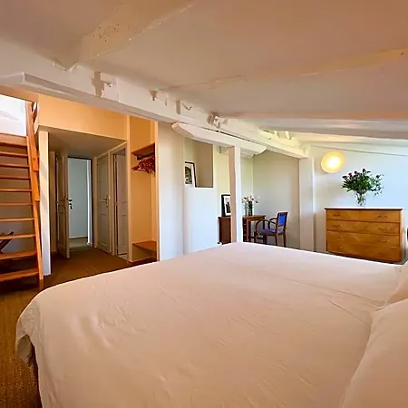Casaviel Bed and Breakfast 3*