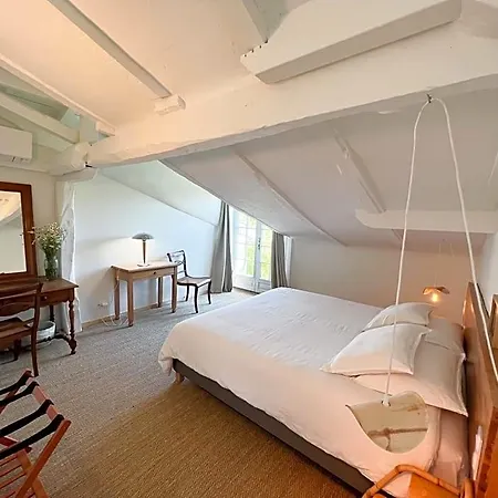 Casaviel Bed and Breakfast 3*
