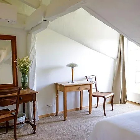 Casaviel Bed and Breakfast 3*